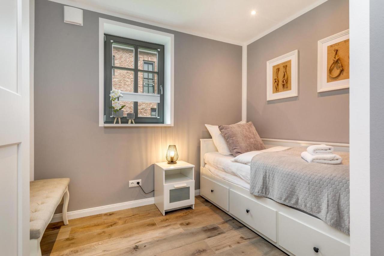 Achterliek Apartment Цингст Екстериор снимка